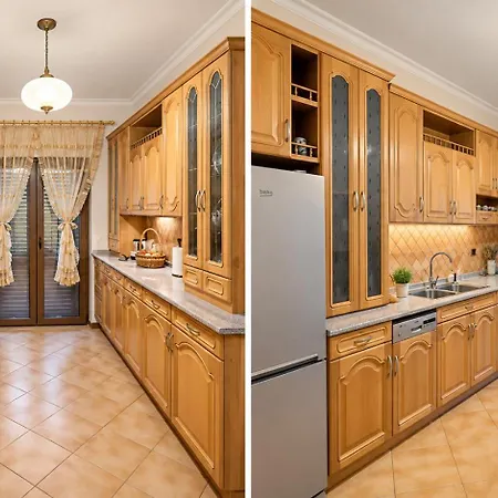 Privatunterkunft Private With Private Bathroom & Balcony In Elegant Gjelaj *